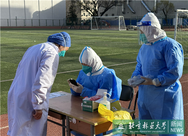 “疫”路逆行的白衣战士